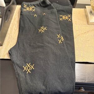 LuLaRoe Black leggings with X detail